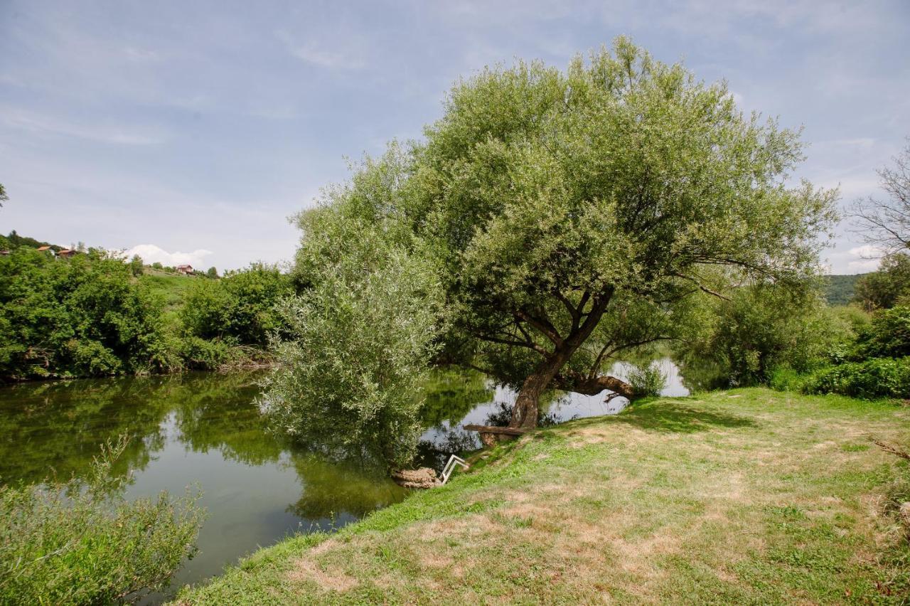 Traditional Houses Korana River Karlovac Luaran gambar